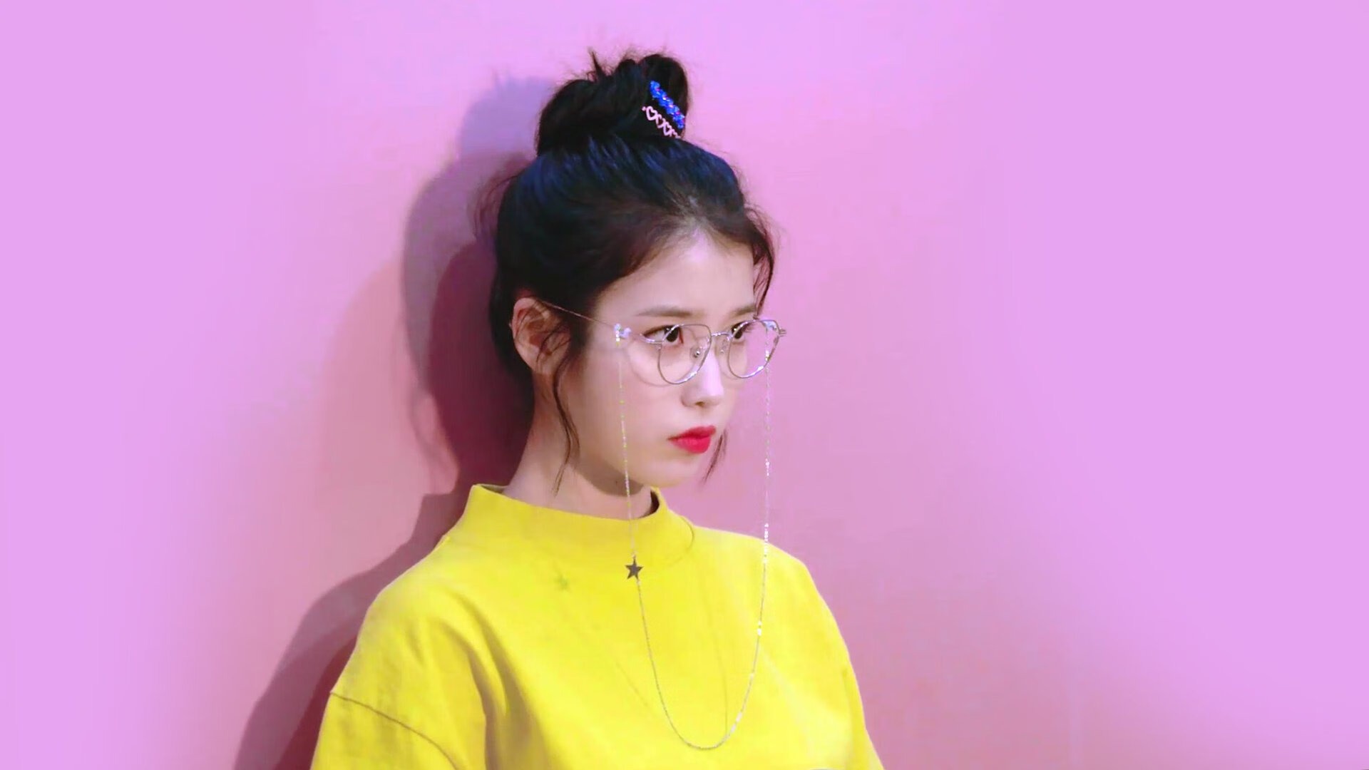 西甲榜首大战：马德里竞技面对巴萨，胜负悬念，西甲马德里才15场比赛